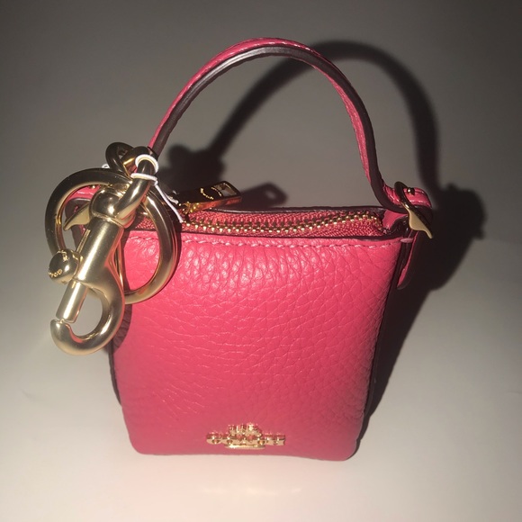 Cutest Bag Charm Keychain Coach Fuchsia 🌺 NWT - Picture 3 of 16